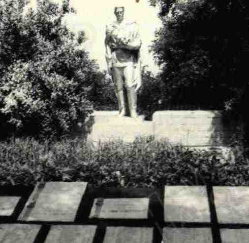 памятник.jpg
