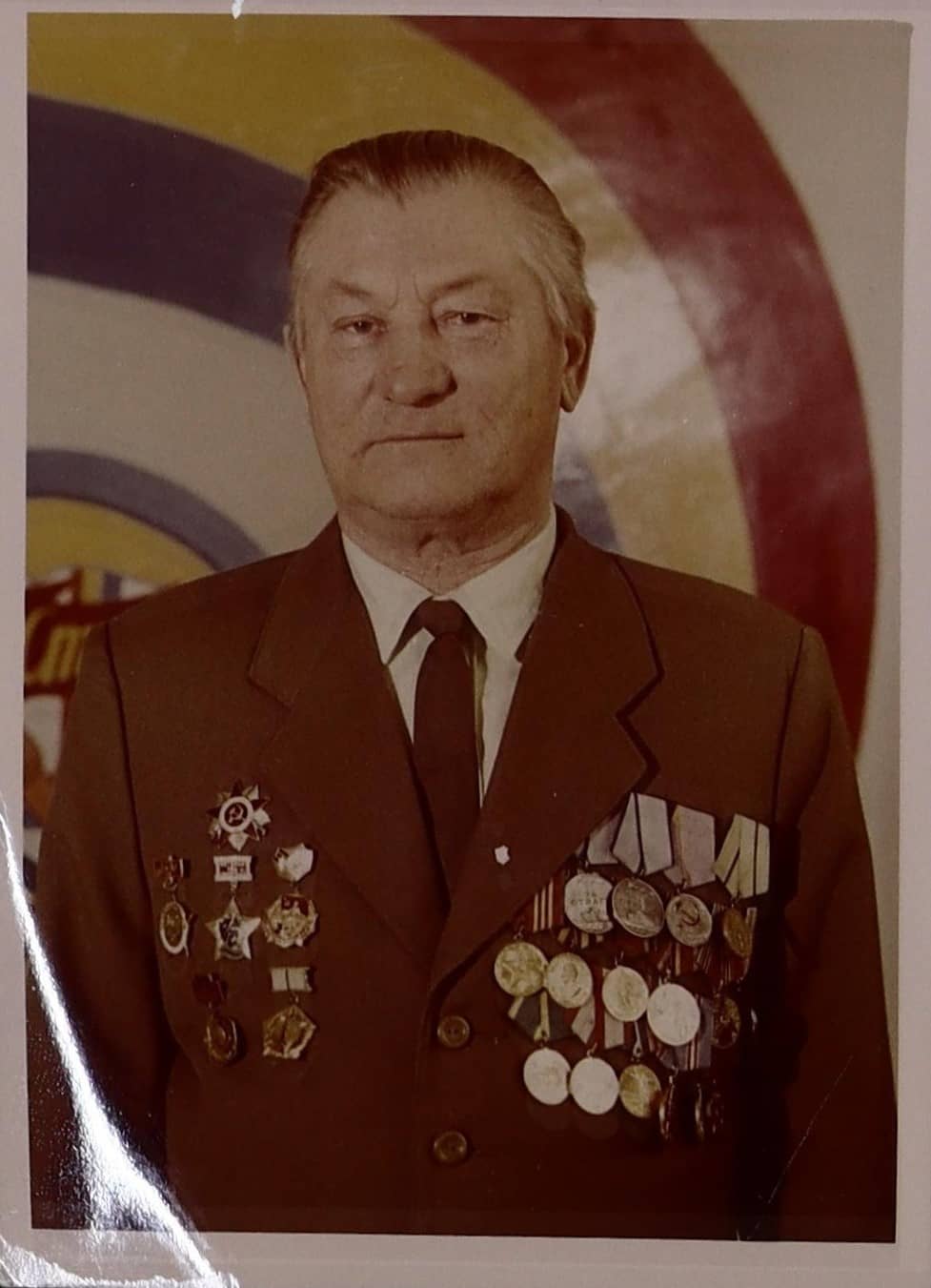 Портрет Остров В.Г.