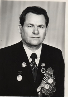 Нечаев Виктор