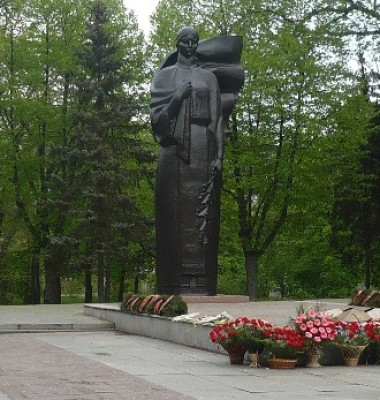 памятник.jpg