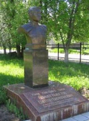 памятник1.jpg