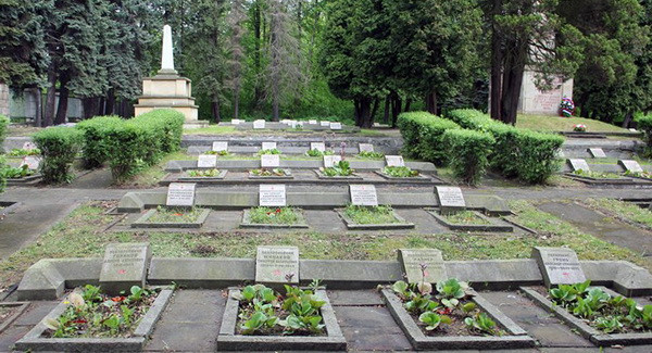 памятник.jpg