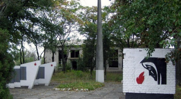 памятник.jpg