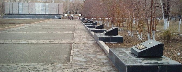 памятник.jpg