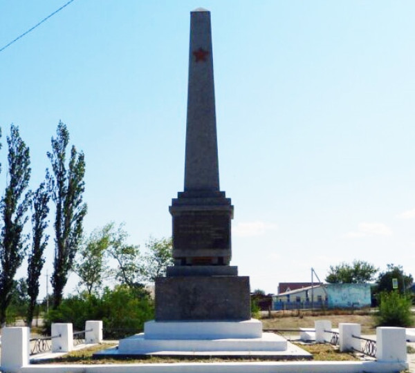 памятник.jpg