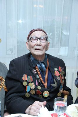 Баизбаев1.jpg